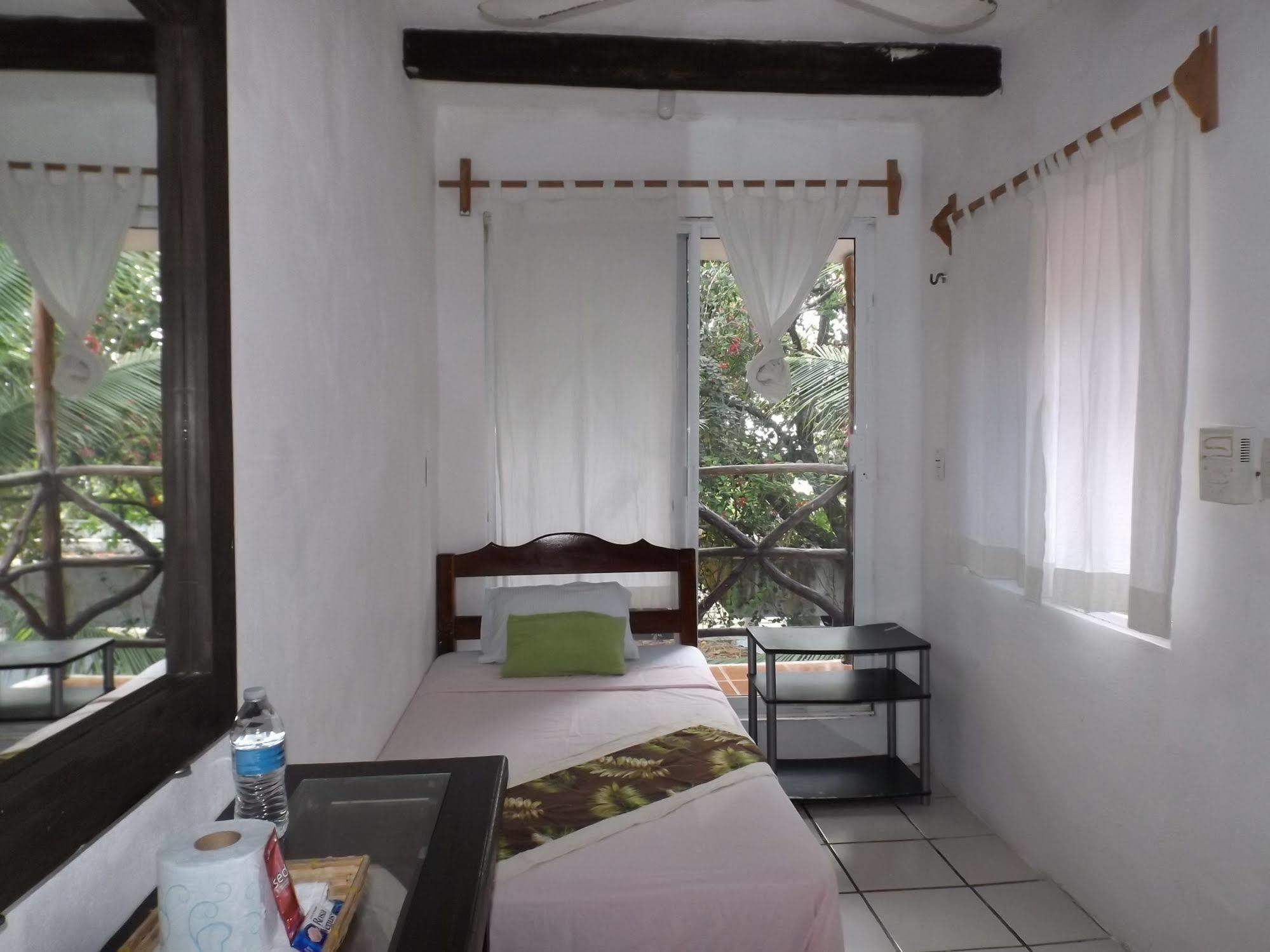 Nido Del Quetzal Hotel Bacalar Luaran gambar
